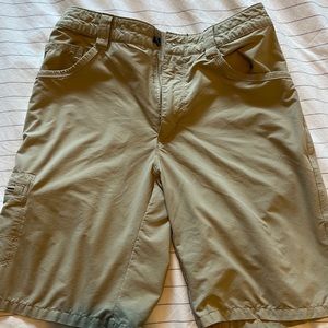 Patagonia shorts size 32